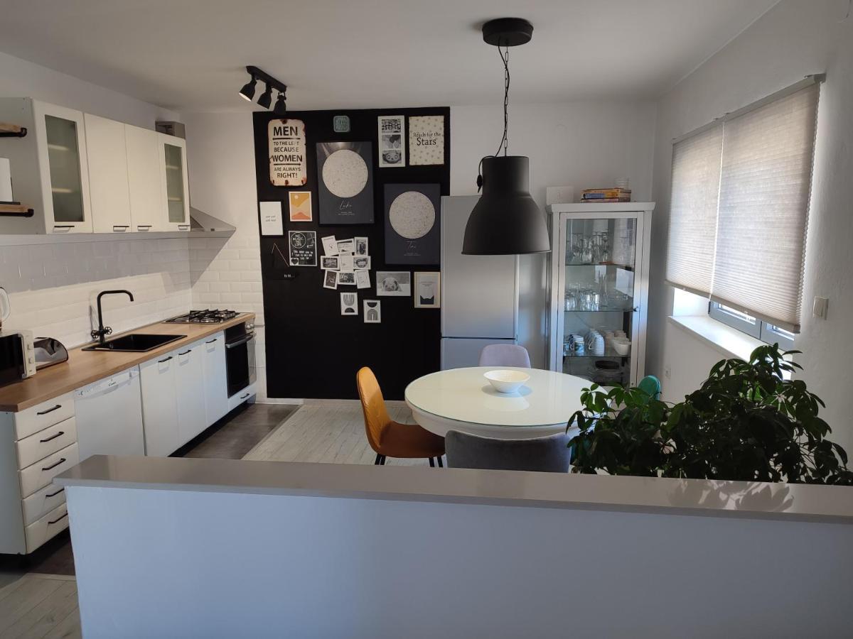 Apartment Luka Tučepi Eksteriør bilde