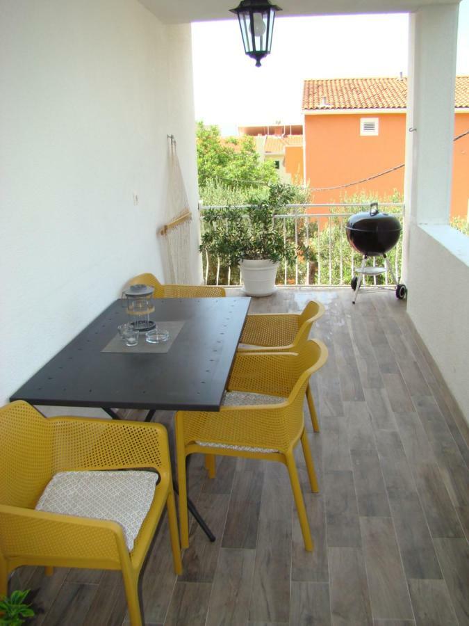 Apartment Luka Tučepi Eksteriør bilde